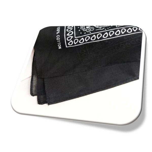 Bandana Preta Estampa Branca detalhe p Cabeça Bolso Moto Ciclista Rock Pirata 100% Algodão 55x55