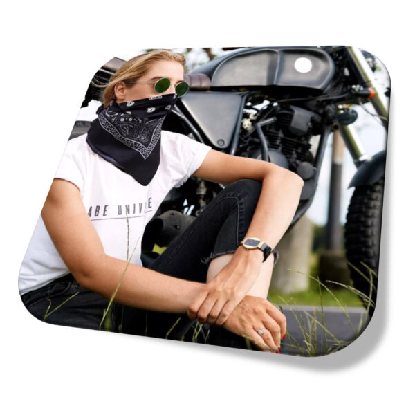 Bandana Preta Estampa Branca ambiente p Cabeça Bolso Moto Ciclista Rock Pirata 100% Algodão 55x55