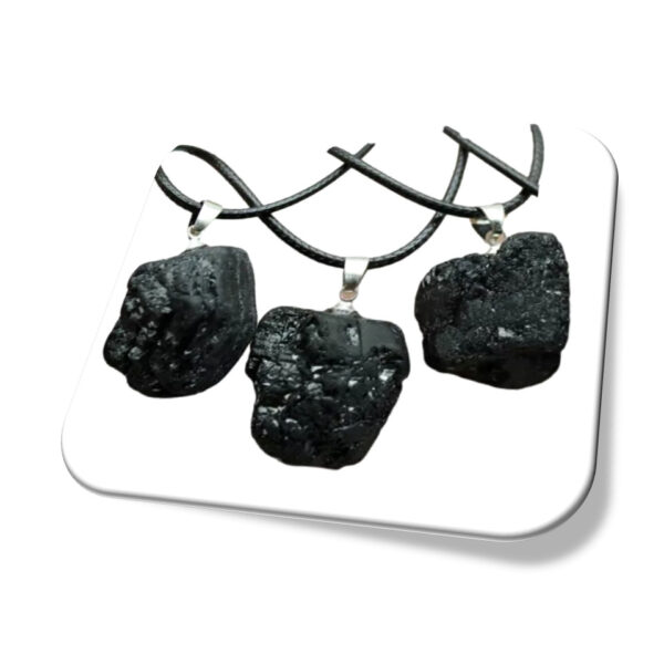 Colar Turmalina Negra Pedra Natural Bruta Pingente Proteção Pingente Colar Turmalina Negra Pedra Natural Bruta Pingente Proteção Pingente i25 de Março Loja Online Pedra Natural